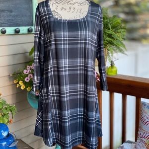🛍Plaid Shift Dress